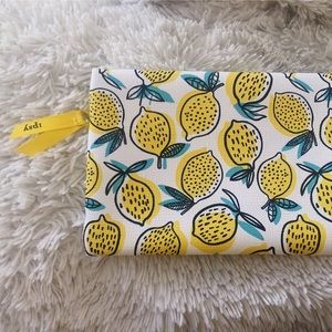 NWOT Lemon Print Zipper Makeup Pouch